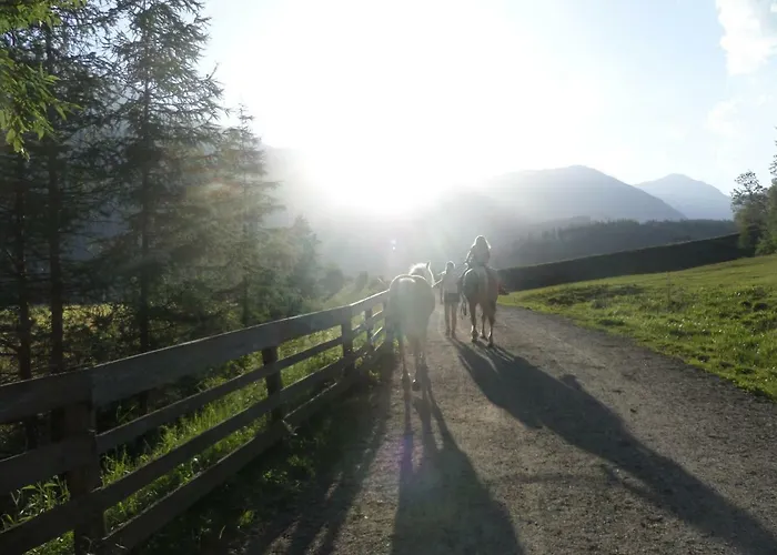 Honzarhof Apartment *